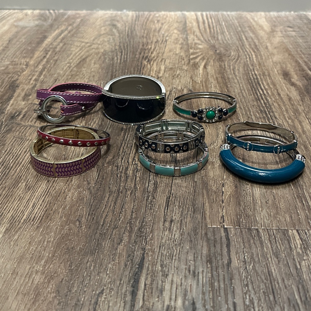 Elegant Silver and Blue Bracelet Set